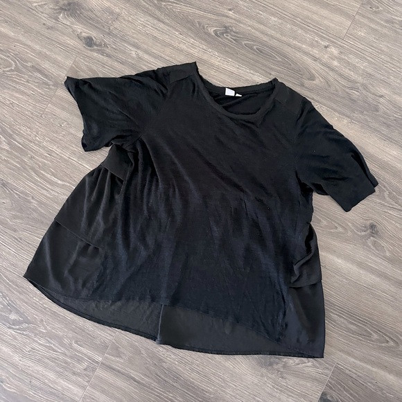 GAP Tops - GAP Black Mixed Media Short Sleeve Swing Top